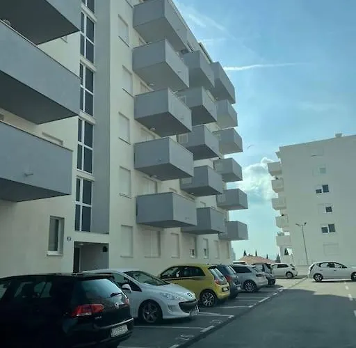 Zara Harmony Apartment